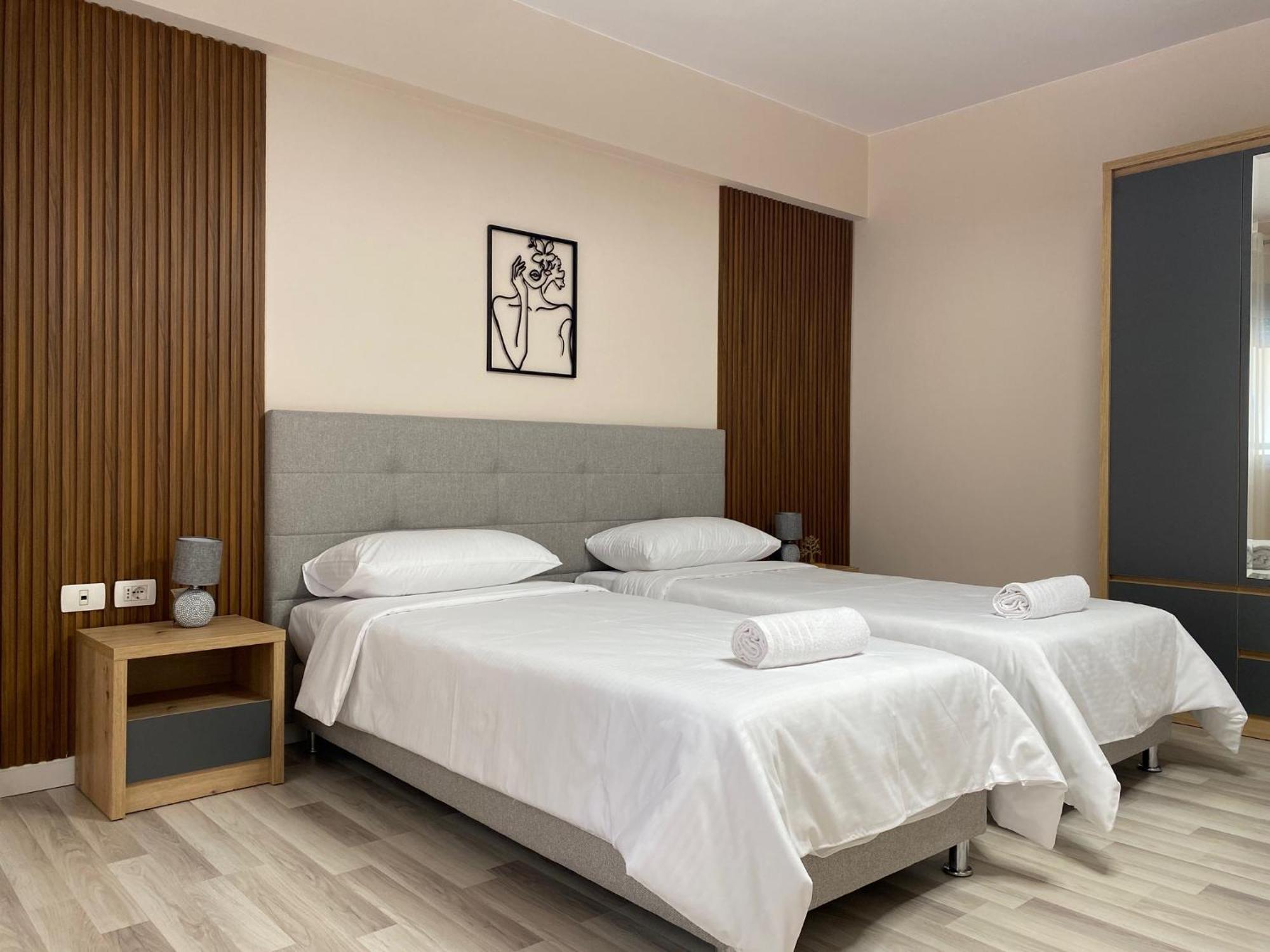 Central Cozy Apartment Tirana Kültér fotó